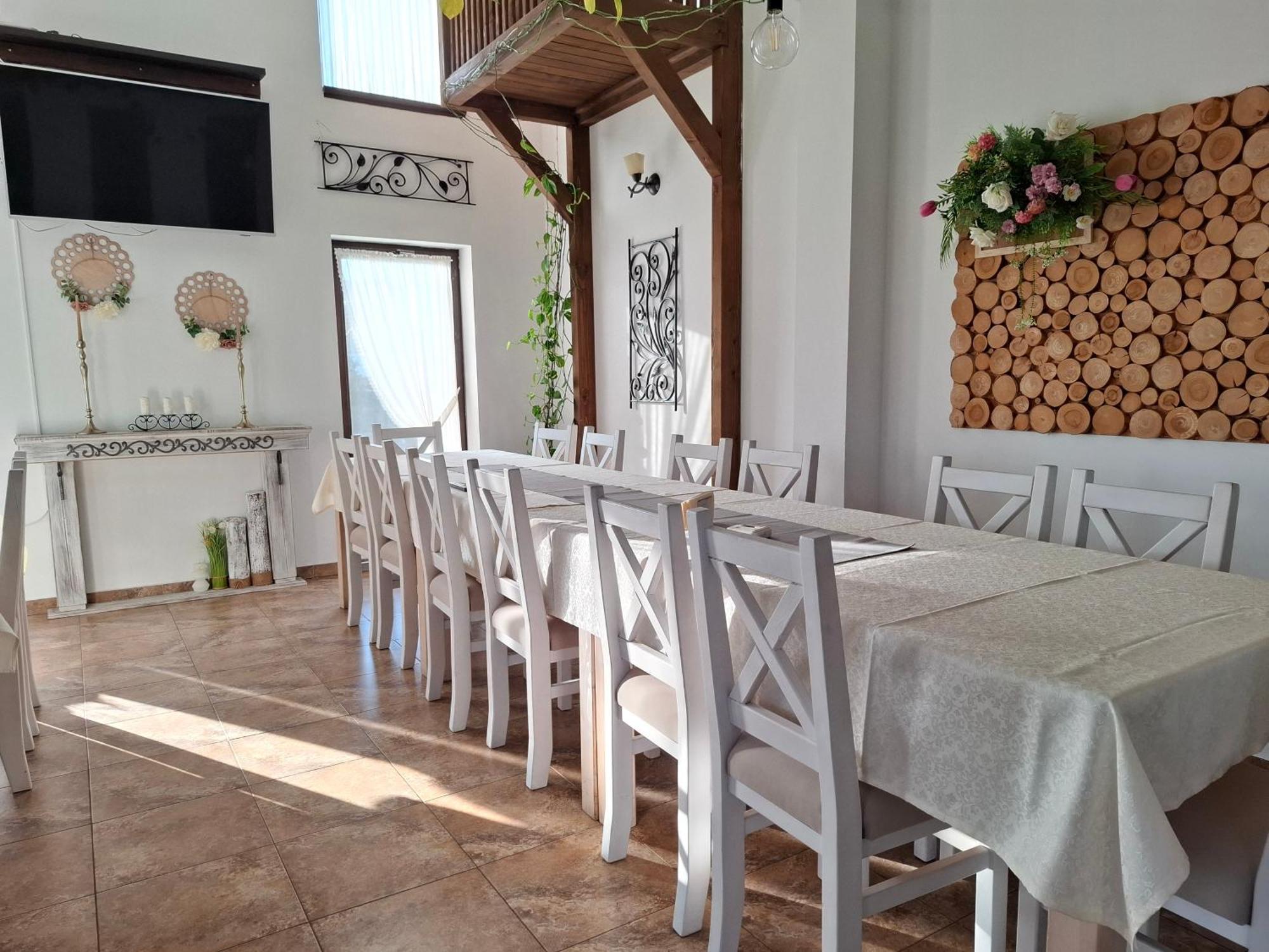 מלון Doljesti Dor De Casa מראה חיצוני תמונה