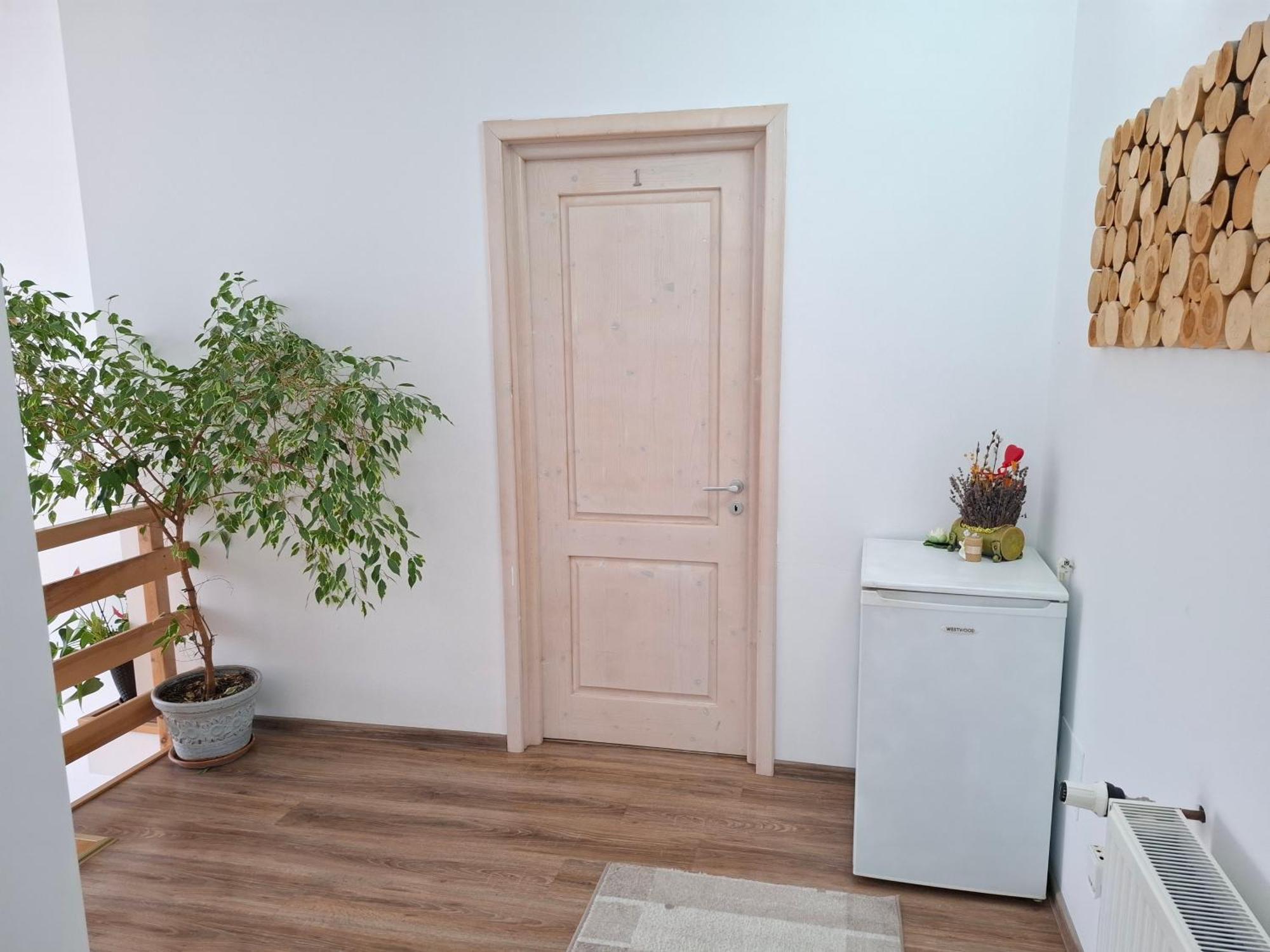 מלון Doljesti Dor De Casa מראה חיצוני תמונה